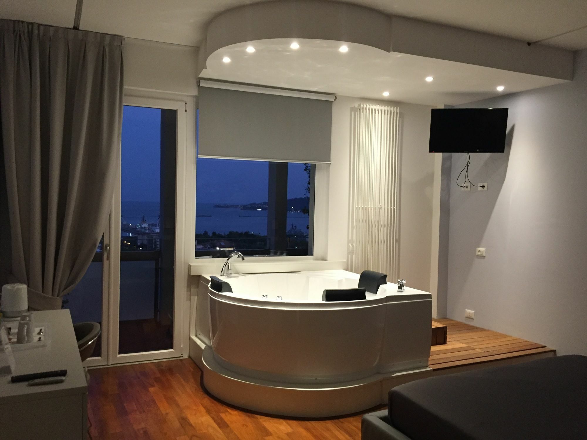 Guesthouse Il Grattacielo Sul Golfo 라스페치아 외부 사진
